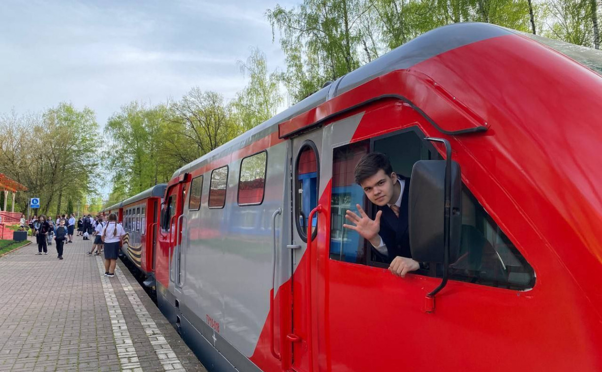 Тульская детская железная дорога в Новомосковске открыла сезон