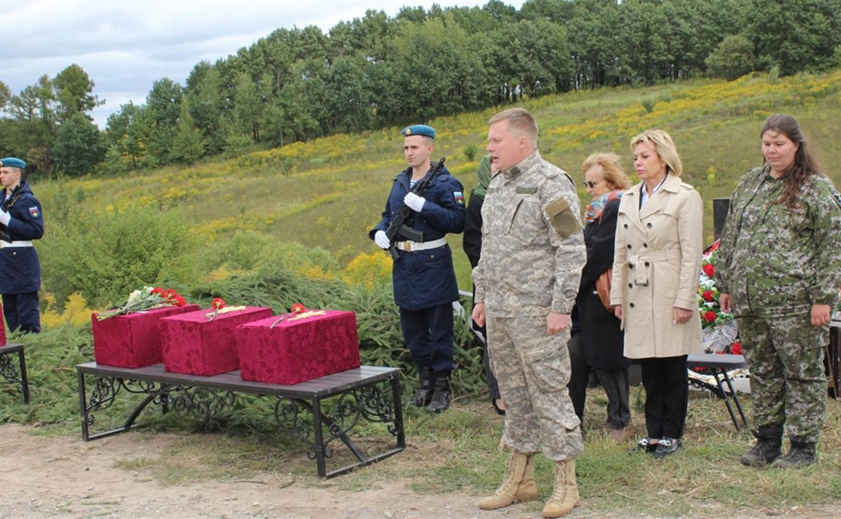 В Туле перезахоронили останки мирных жителей деревни Колодезное