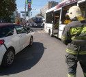 В ДТП с автобусом и легковушкой в Туле пострадал один человек