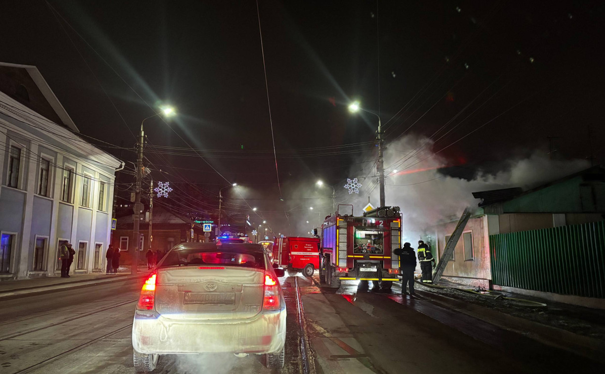 На ул. Осташева сгорел дом: один человек погиб, двое пострадали