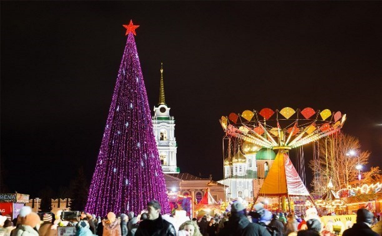 На главной площади Тулы в новогоднюю ночь дежурили более 120 полицейских