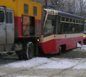 В Туле на улице Металлургов трамвай сошел с рельсов