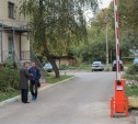 В Советском округе установлено уже 27 шлагбаумов