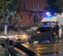 В центре Тулы Volkswagen Golf сбил мужчину