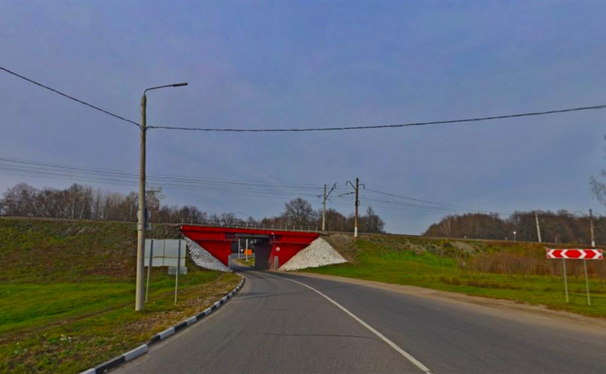В Туле в районе «Красных ворот» ремонтируют дорогу: выбирайте пути объезда