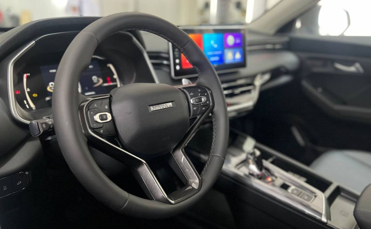 Время первого: лидер продаж среди кроссоверов HAVAL JOLION получил рестайлинг