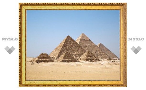 Туристам закрыли доступ к египетским пирамидам