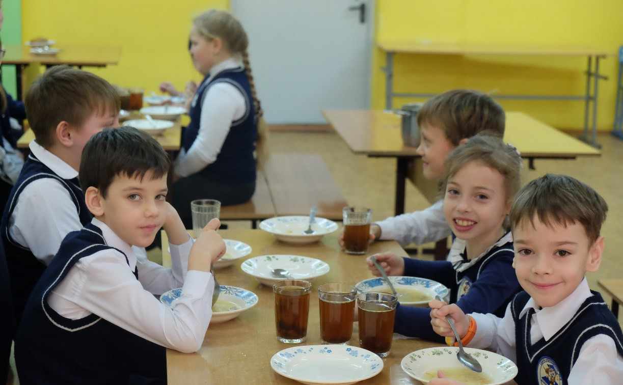 В Туле продолжают контролировать, как питаются школьники