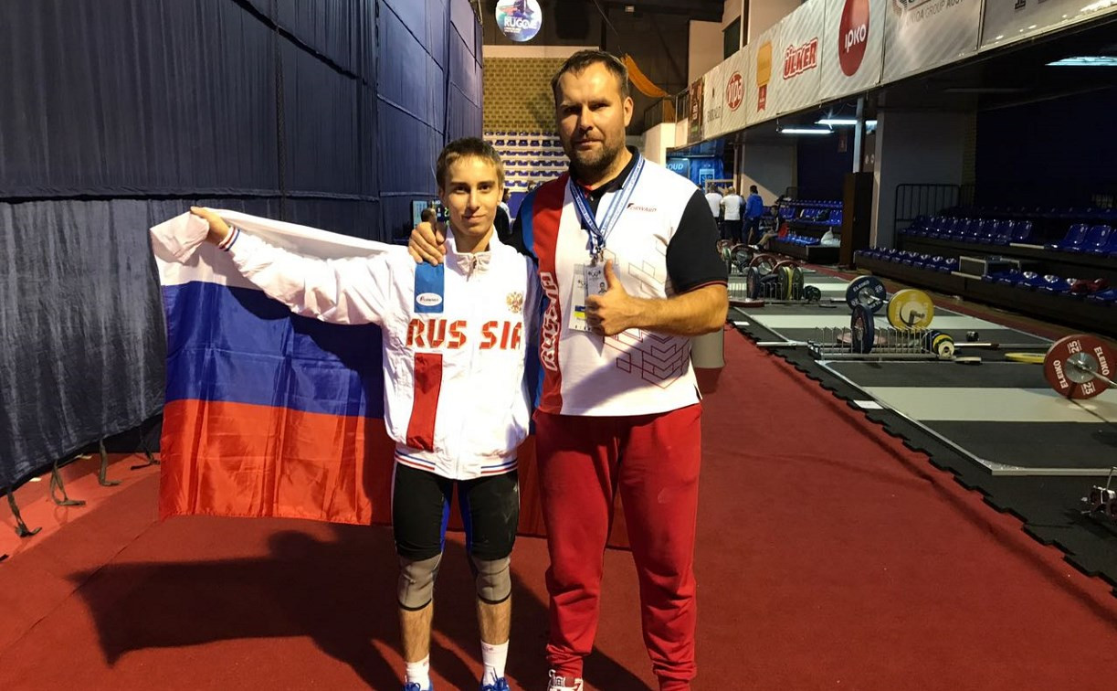Туляк завоевал медали на Первенстве Европы по тяжелой атлетике среди юношей