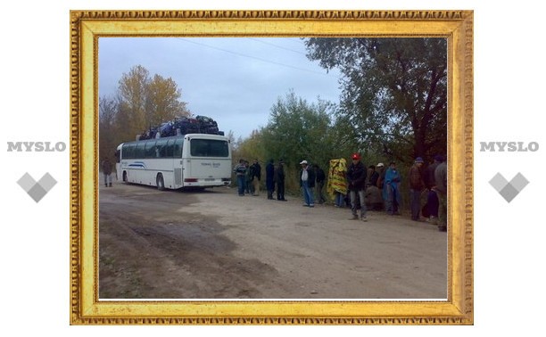 На водителя автобуса с нелегалами составили 82 протокола