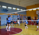 Тульские школьники сыграли в волейбол с чемпионами