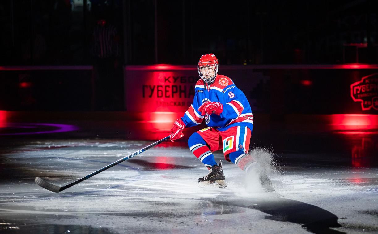 Лёд, хоккей и Полина Гагарина: большой фоторепортаж с открытия Ледового дворца в Туле