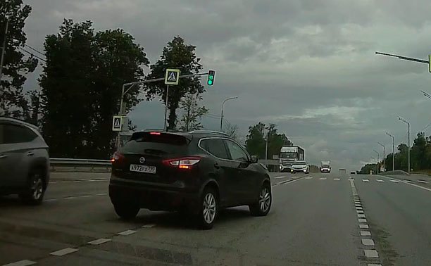 Под Тулой водитель серьезно «задумался» и едва не устроил ДТП