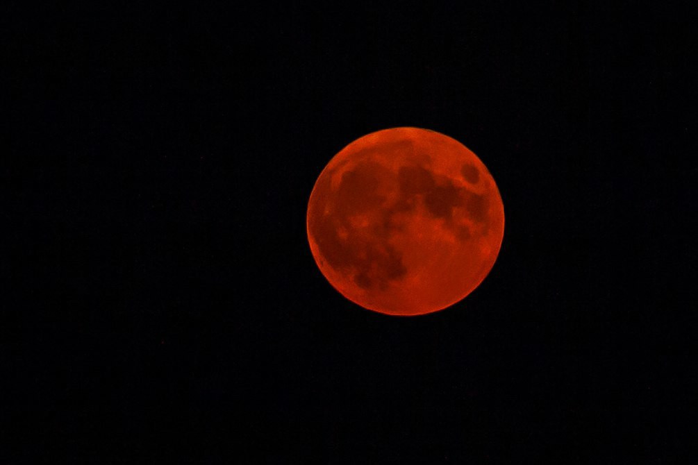 Полное лунное затмение туляки увидят в воскресенье вечером