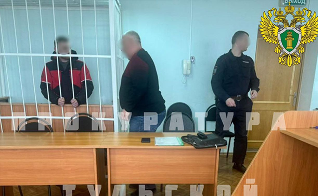 ДТП с погибшей семьей из Ефремова: суд арестовал водителя КамАЗа 