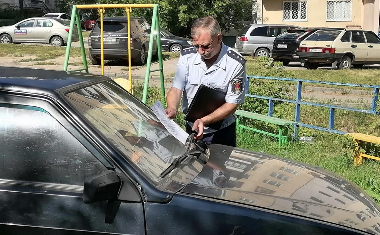 В тульском Заречье оштрафовали около 20 любителей «газонной» парковки