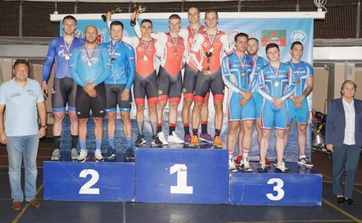 Тульские велогонщики выиграли золотые медали в Санкт-Петербурге 