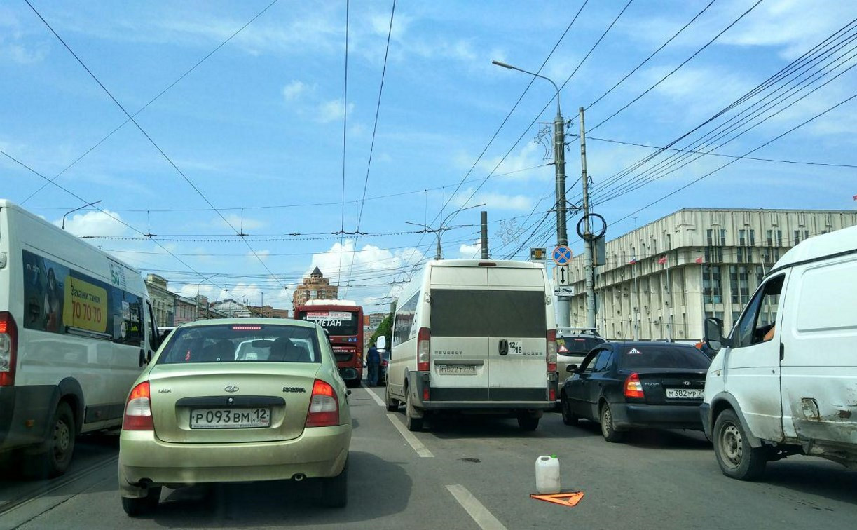 ДТП на ул. Советской в Туле спровоцировало огромную пробку
