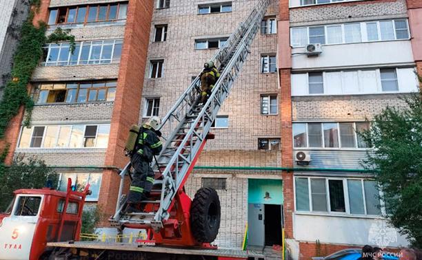 В многоэтажке на Калужском шоссе в Туле сгорело несколько комнат