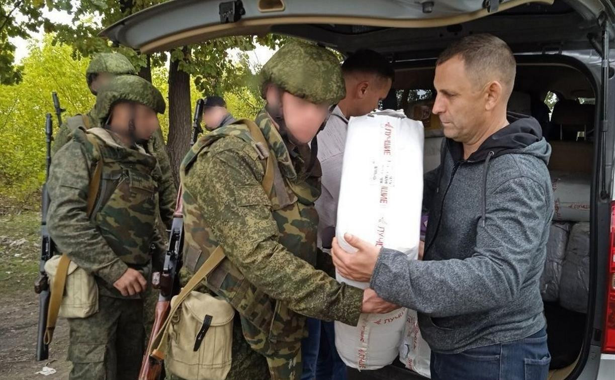 Туляки доставили на Донбасс обмундирование для добровольцев