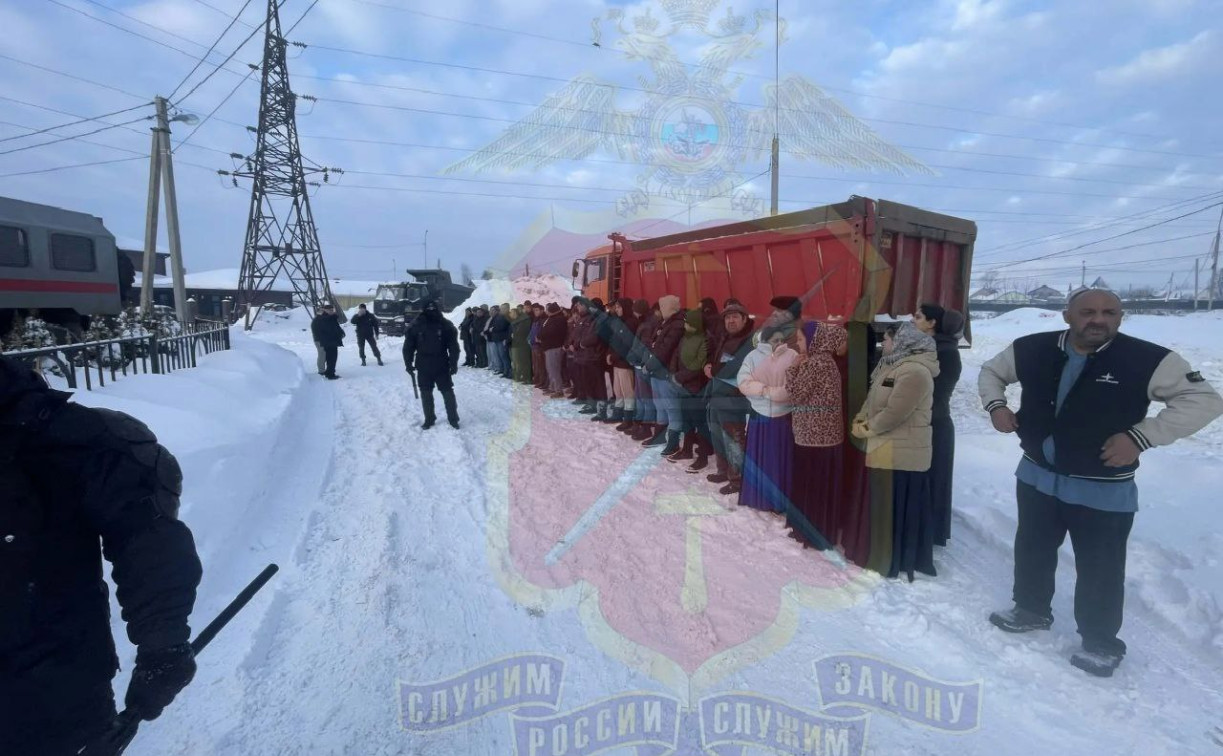 Очередной рейд силовиков в Плеханово: взыскали долгов на 500 тысяч и нашли 42 незаконные врезки