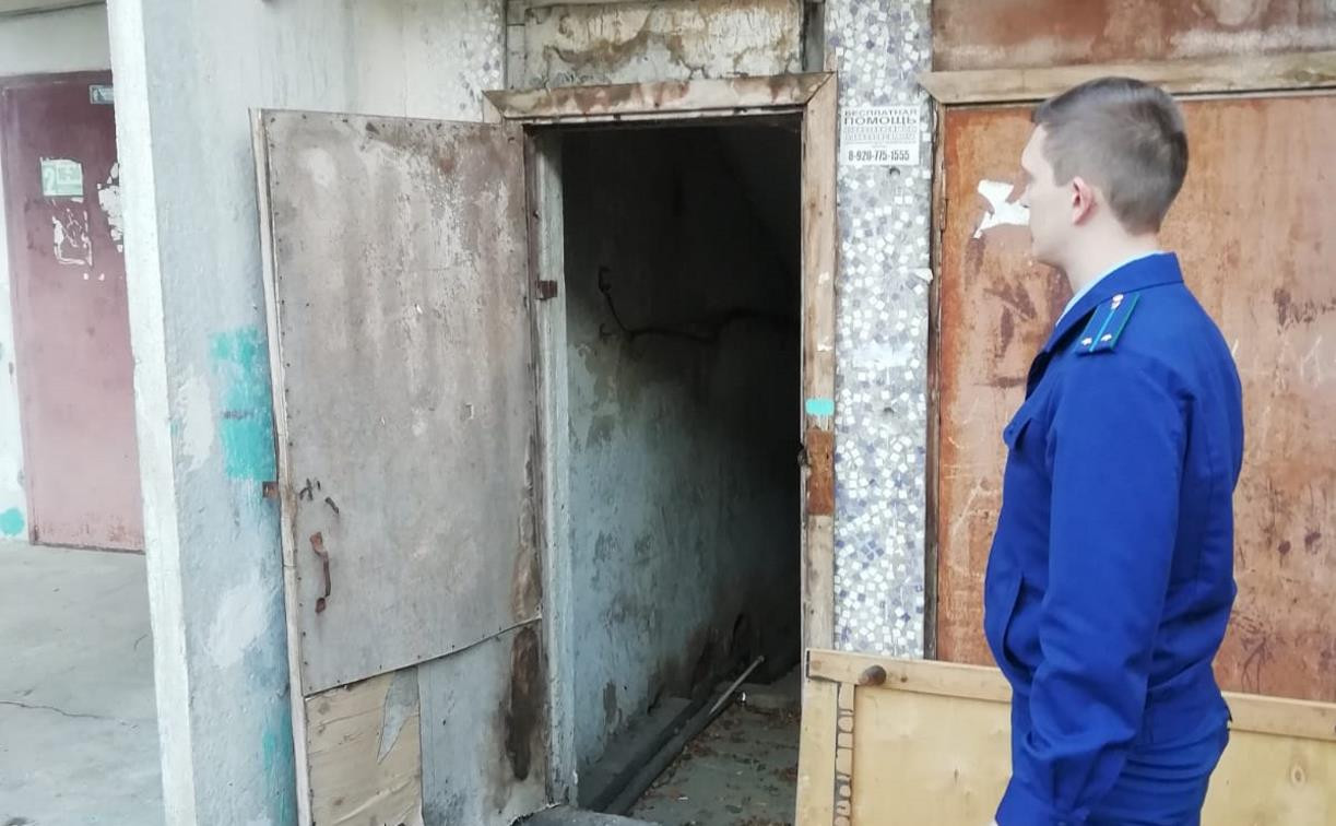 «Бассейн» из канализации под пятиэтажкой в Узловой: прокуратура начала проверку
