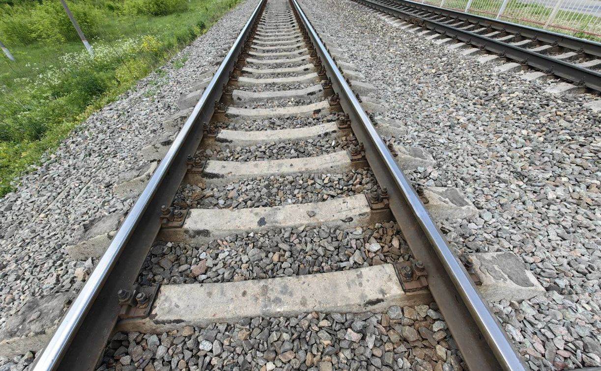 В Чернском районе тракторист хотел украсть 24 метра железнодорожных рельсов