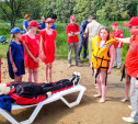 В Центральном парке для детей провели мастер-класс по спасению утопающих