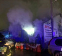 Ночью в Туле загорелся автосервис: огонь повредил три автомобиля