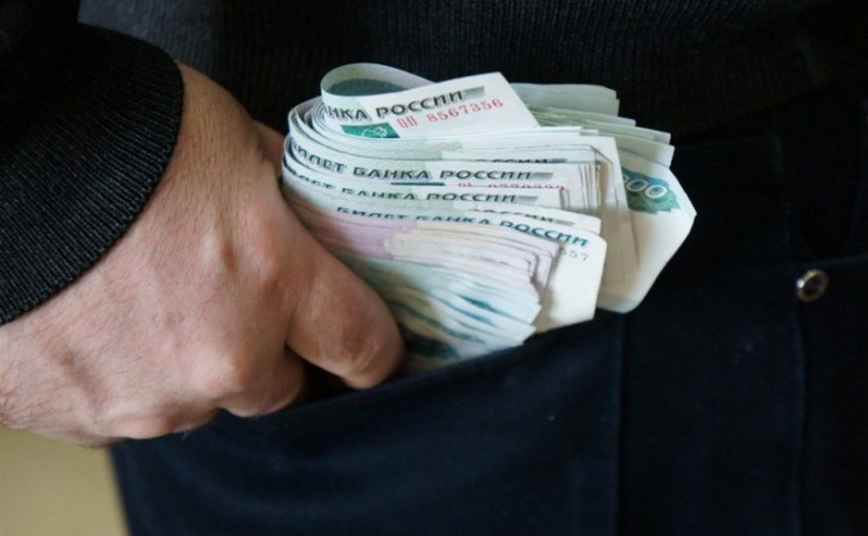 Ефремовец украл у сожительницы 270 тысяч рублей