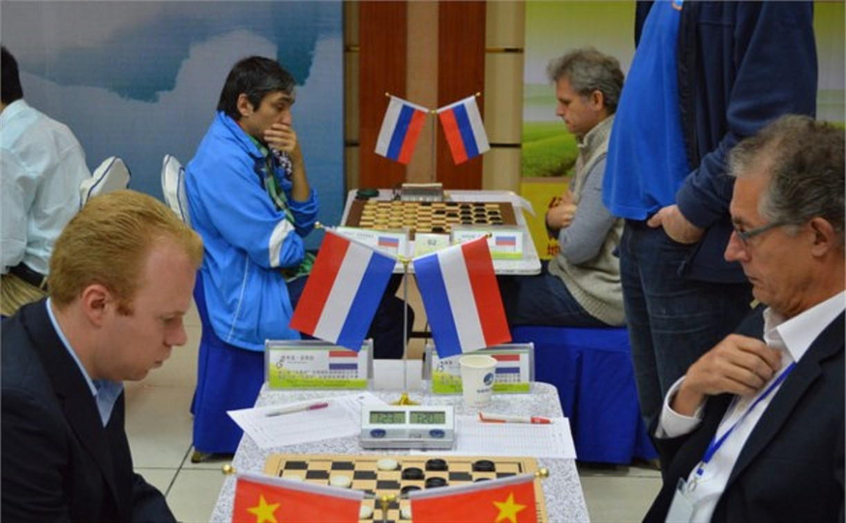 Шашист Александр Гетманский стал третьим на турнире в Китае