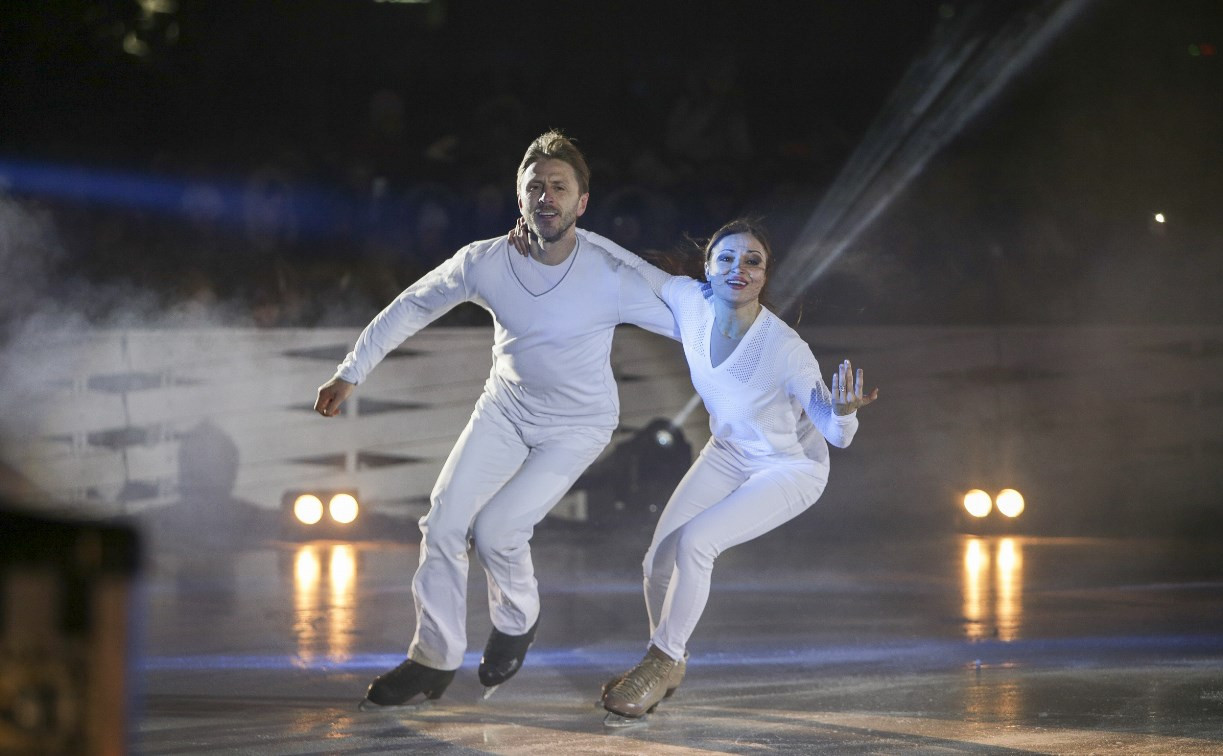 Фоторепортаж: На Губернском катке Тулы выступили олимпийские чемпионы и группа «Серебро»
