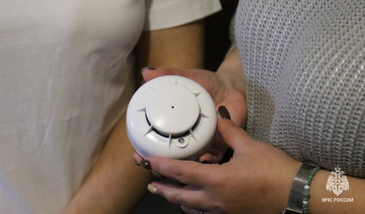В Тульской области многодетным семьям бесплатно установят 9 тысяч пожарных извещателей 
