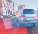 В центре Тулы водитель Toyota Land Cruiser решил, что двойная сплошная — не помеха