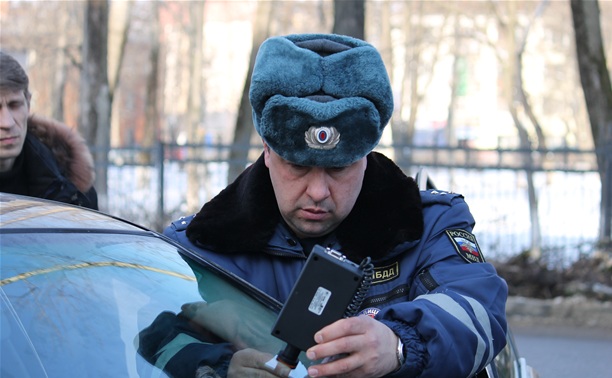 В Пролетарском районе гаишники устроили «охоту» за тонированными авто