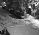 На ул. Марата в Туле снежная лавина повредила четыре автомобиля
