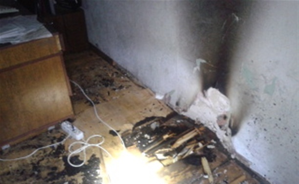 Короткое замыкание стало причиной пожара в офисном здании в Новомосковске