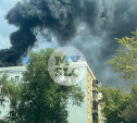 На Красноармейском проспекте в Туле загорелась крыша многоэтажки