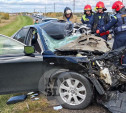 В жестком ДТП на трассе М-2 под Тулой погиб водитель Toyota Camry: фоторепортаж