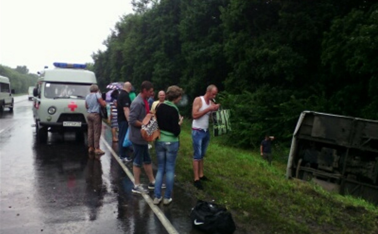 В Тульской области на М2 «Крым» перевернулся пассажирский автобус