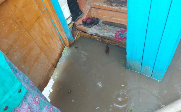 Ливневки не справились: в Туле после дождя затопило десятки приусадебных участков и улиц