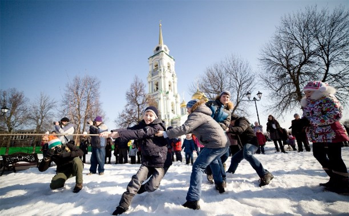 В Тульском кремле прошли большие масленичные гулянья