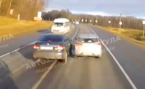 Под Тулой нарушитель ПДД едва не устроил массовую аварию