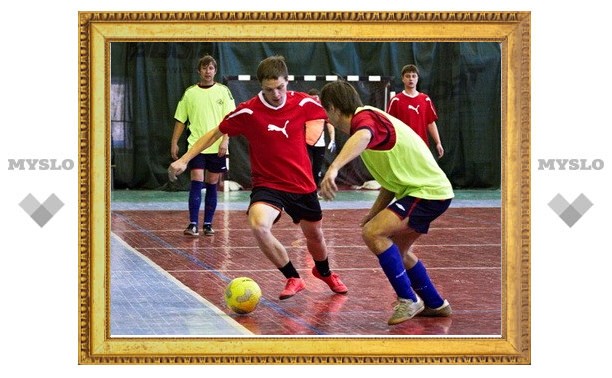 Чемпионаты Тульской лиги любителей футбола вышли на финишную прямую