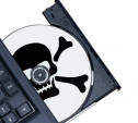 Предприниматель заплатит 150 тысяч за продажу дисков с пиратским программным обеспечением