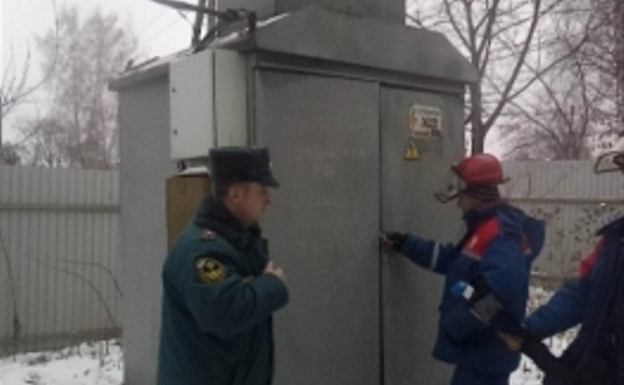 В Щёкинском районе полностью восстановили электроснабжение