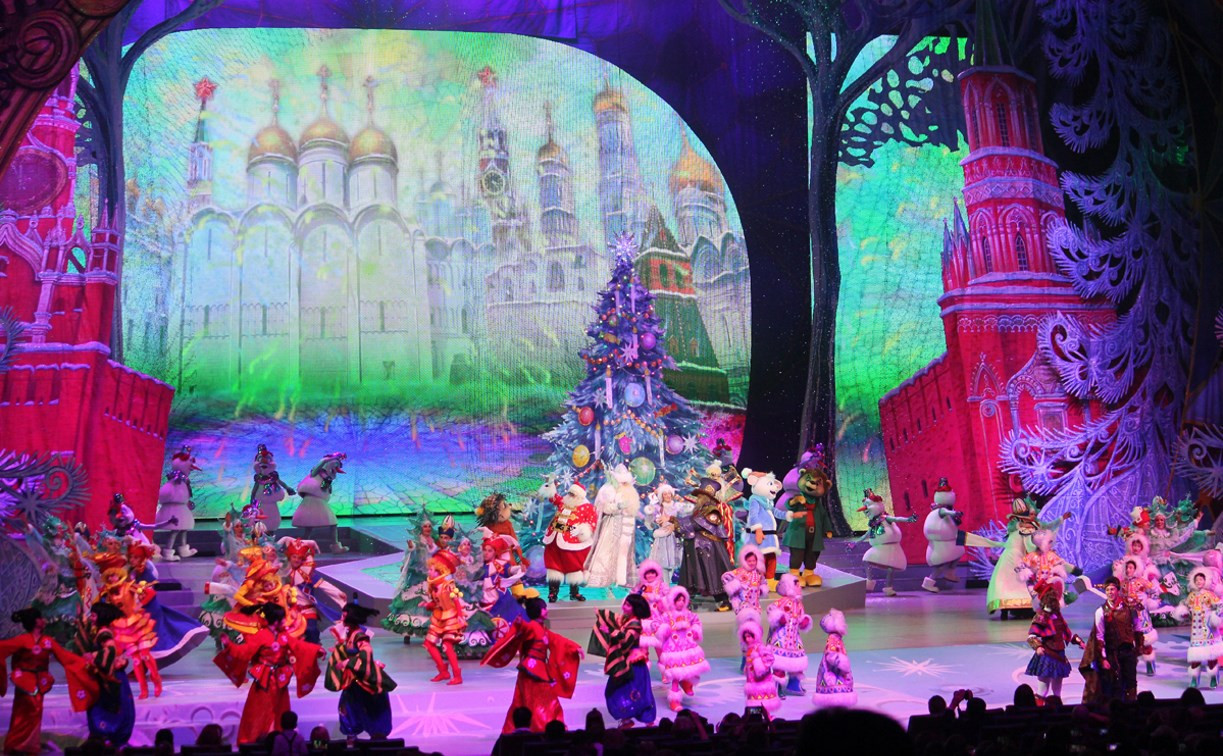 260 детей из Тульской области побывали на новогоднем представлении в Москве
