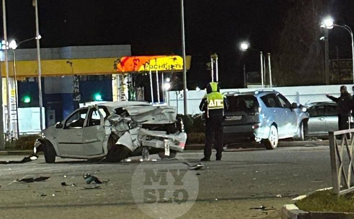 В Заречье пьяный водитель Mitsubishi врезался в Renault Logan
