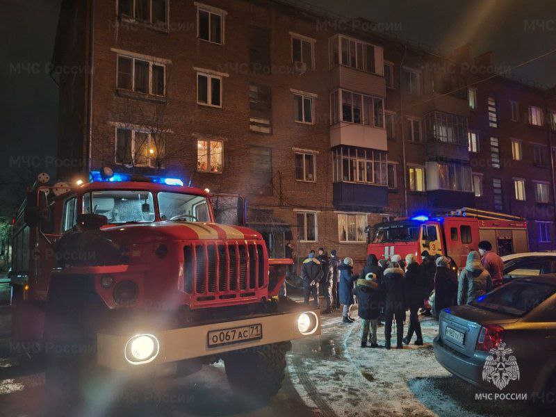 В страшном пожаре на ул. Металлургов погибли женщина и ребёнок