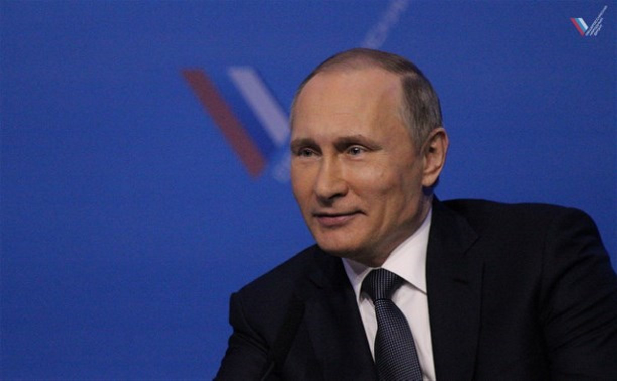 Владимир Путин будет обсуждать предложения активистов Народного фронта с главами субъектов страны